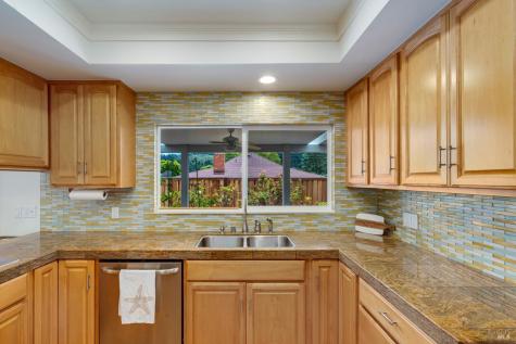 7000 Oak Leaf Drive Santa Rosa CA 95409