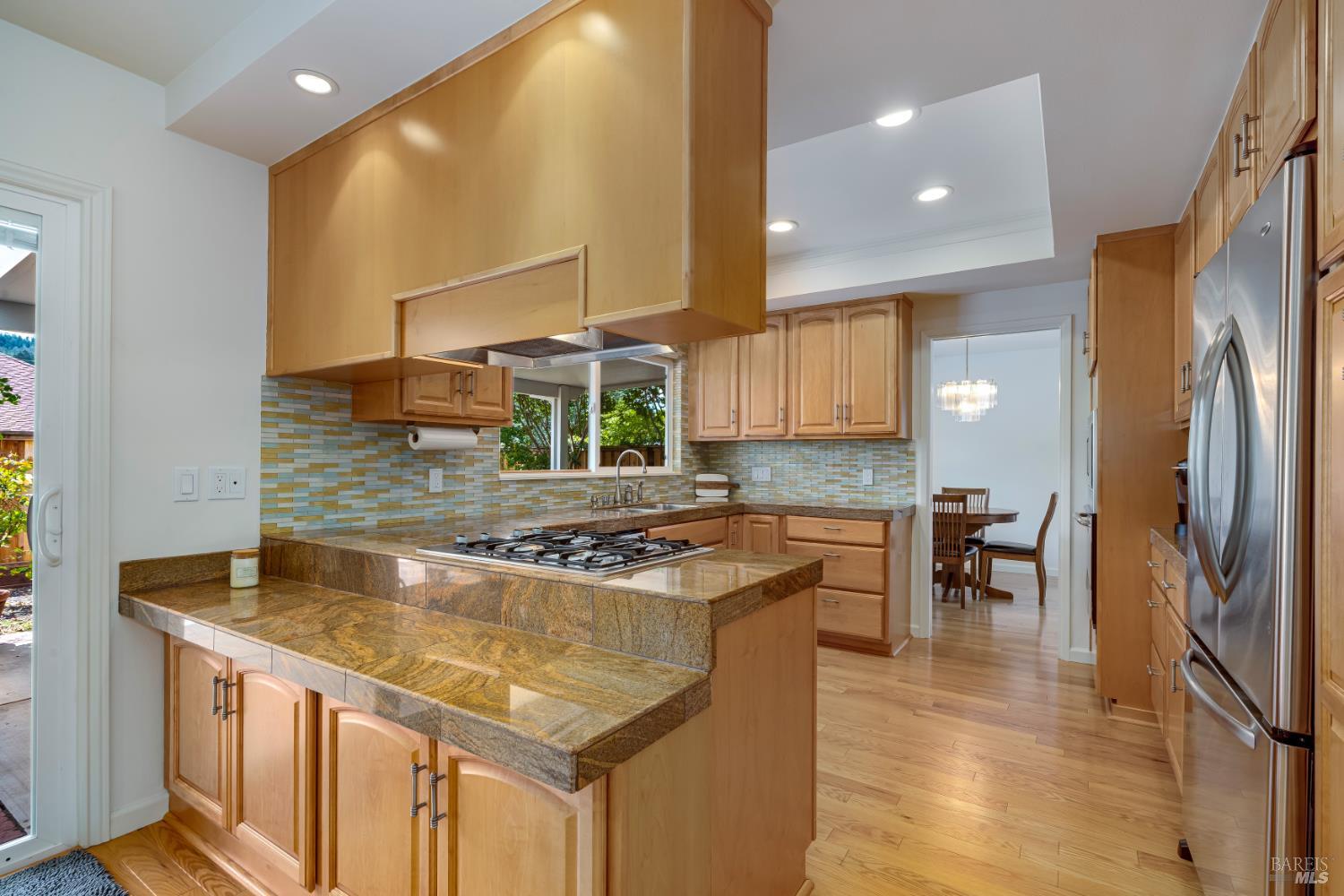 7000 Oak Leaf Drive Santa Rosa CA 95409