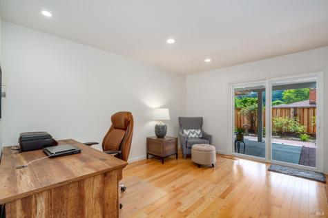 7000 Oak Leaf Drive Santa Rosa CA 95409
