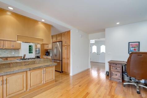 7000 Oak Leaf Drive Santa Rosa CA 95409