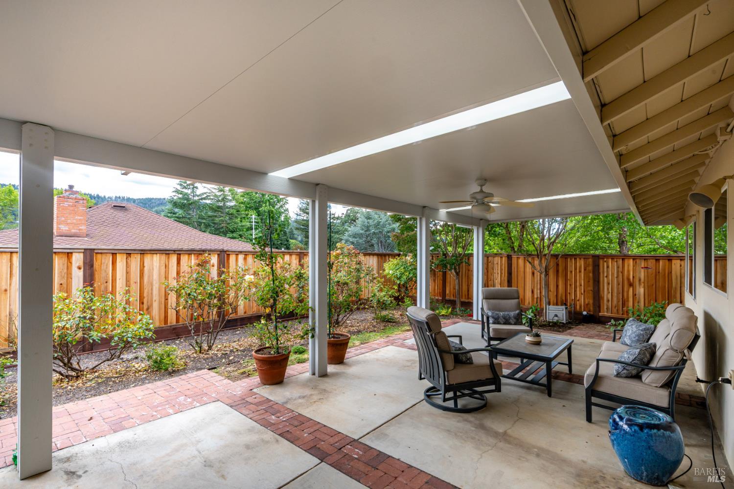 7000 Oak Leaf Drive Santa Rosa CA 95409
