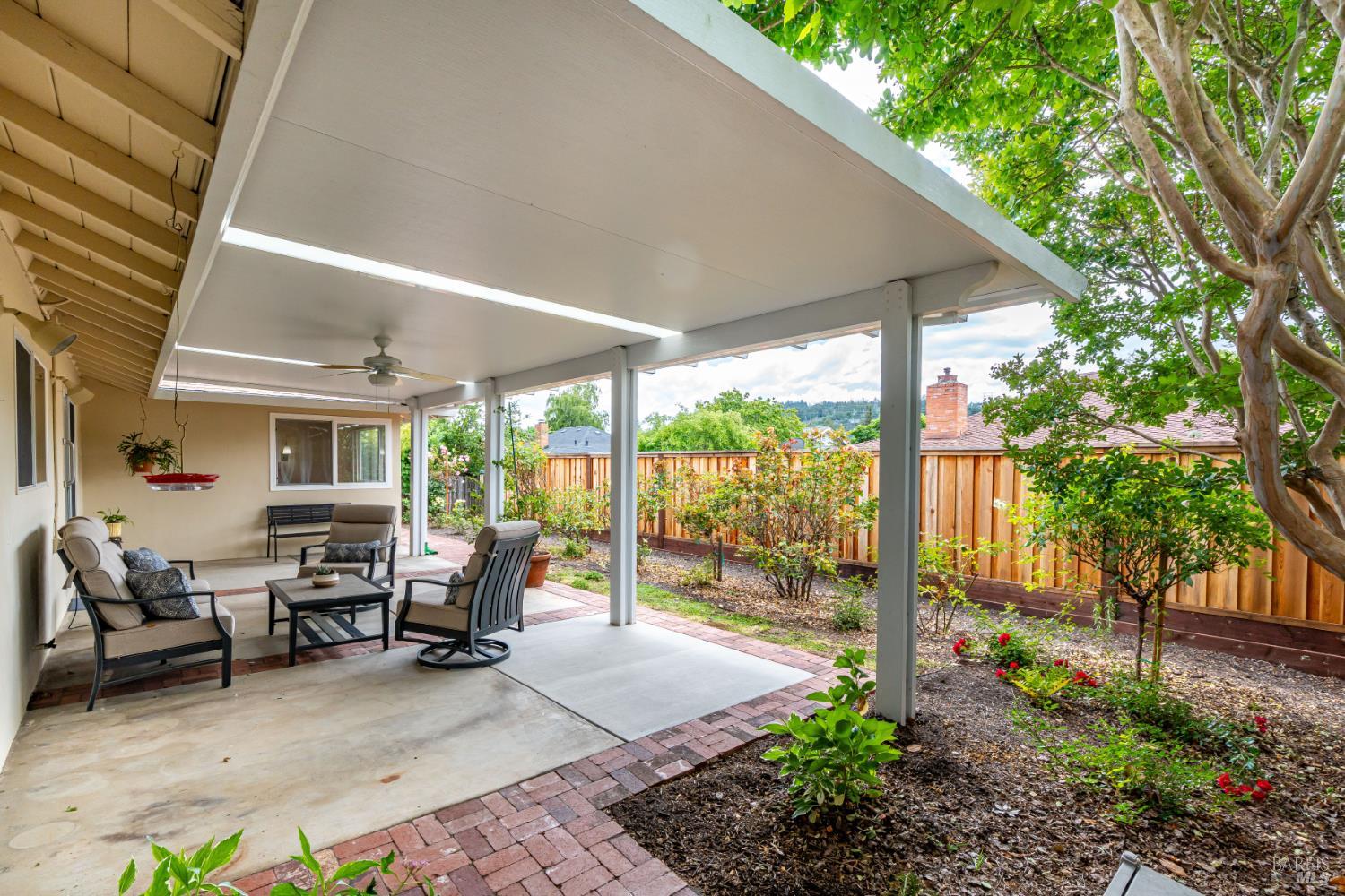 7000 Oak Leaf Drive Santa Rosa CA 95409