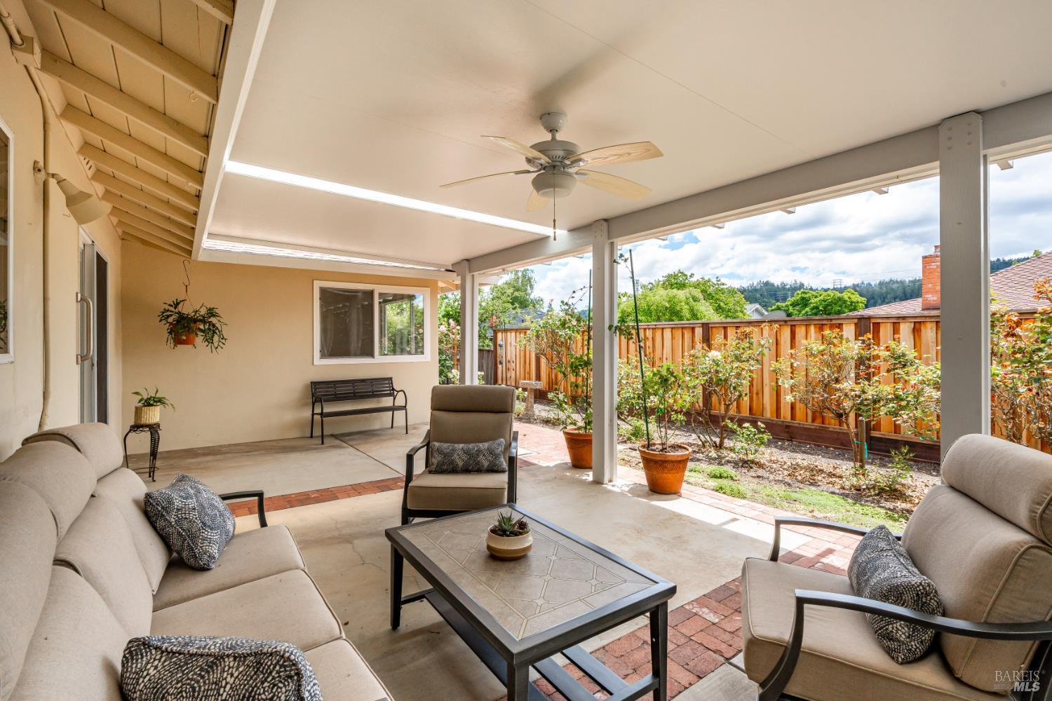 7000 Oak Leaf Drive Santa Rosa CA 95409