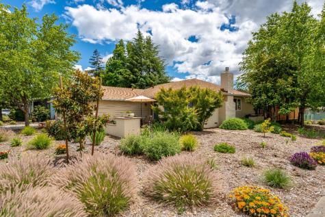 7000 Oak Leaf Drive Santa Rosa CA 95409