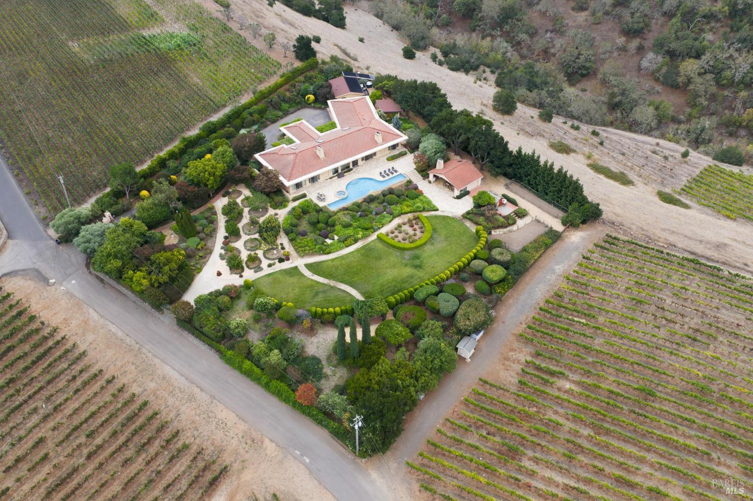215 Kreuzer Lane Napa CA 94559
