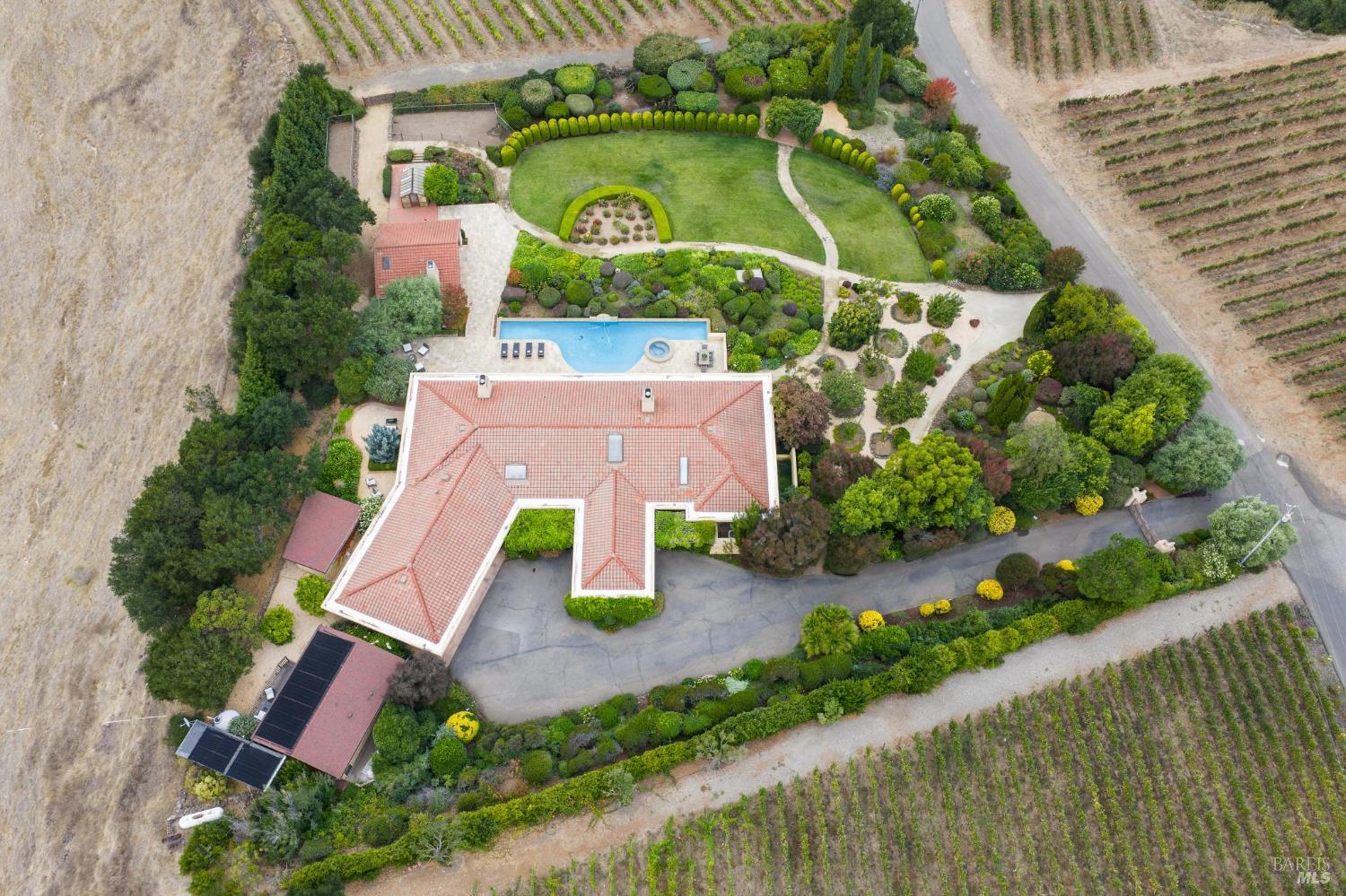 215 Kreuzer Lane Napa CA 94559