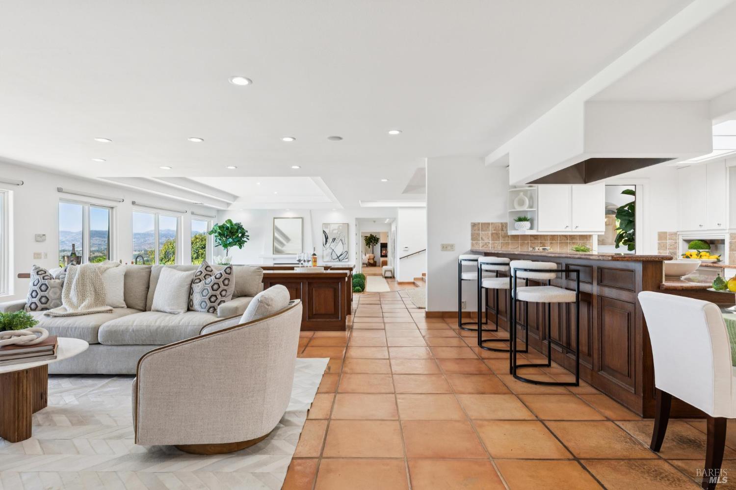 215 Kreuzer Lane Napa CA 94559