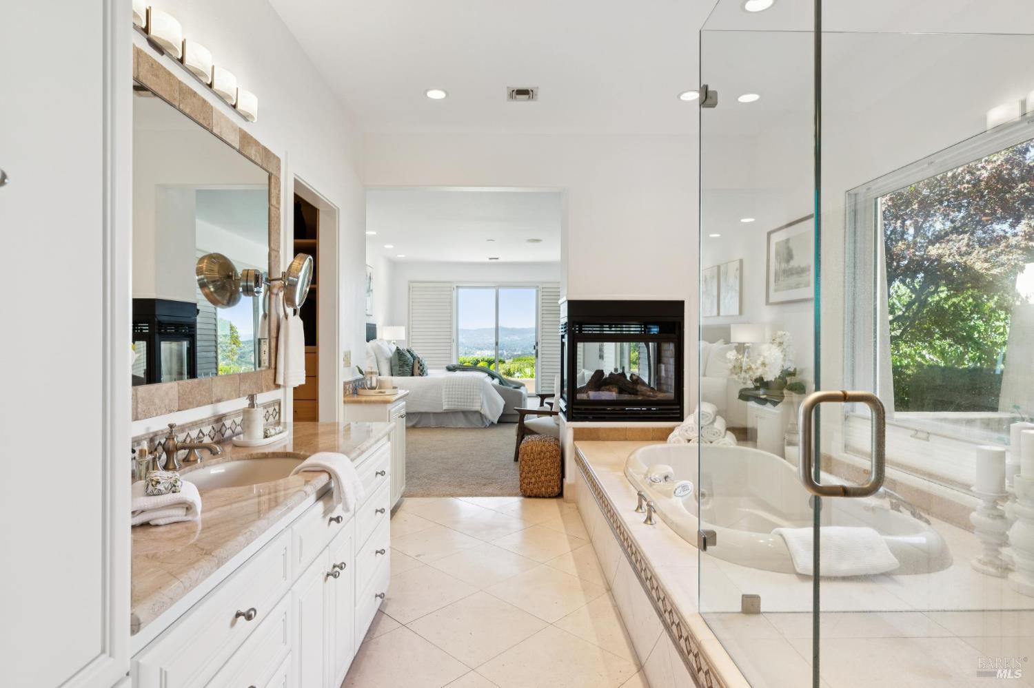 215 Kreuzer Lane Napa CA 94559