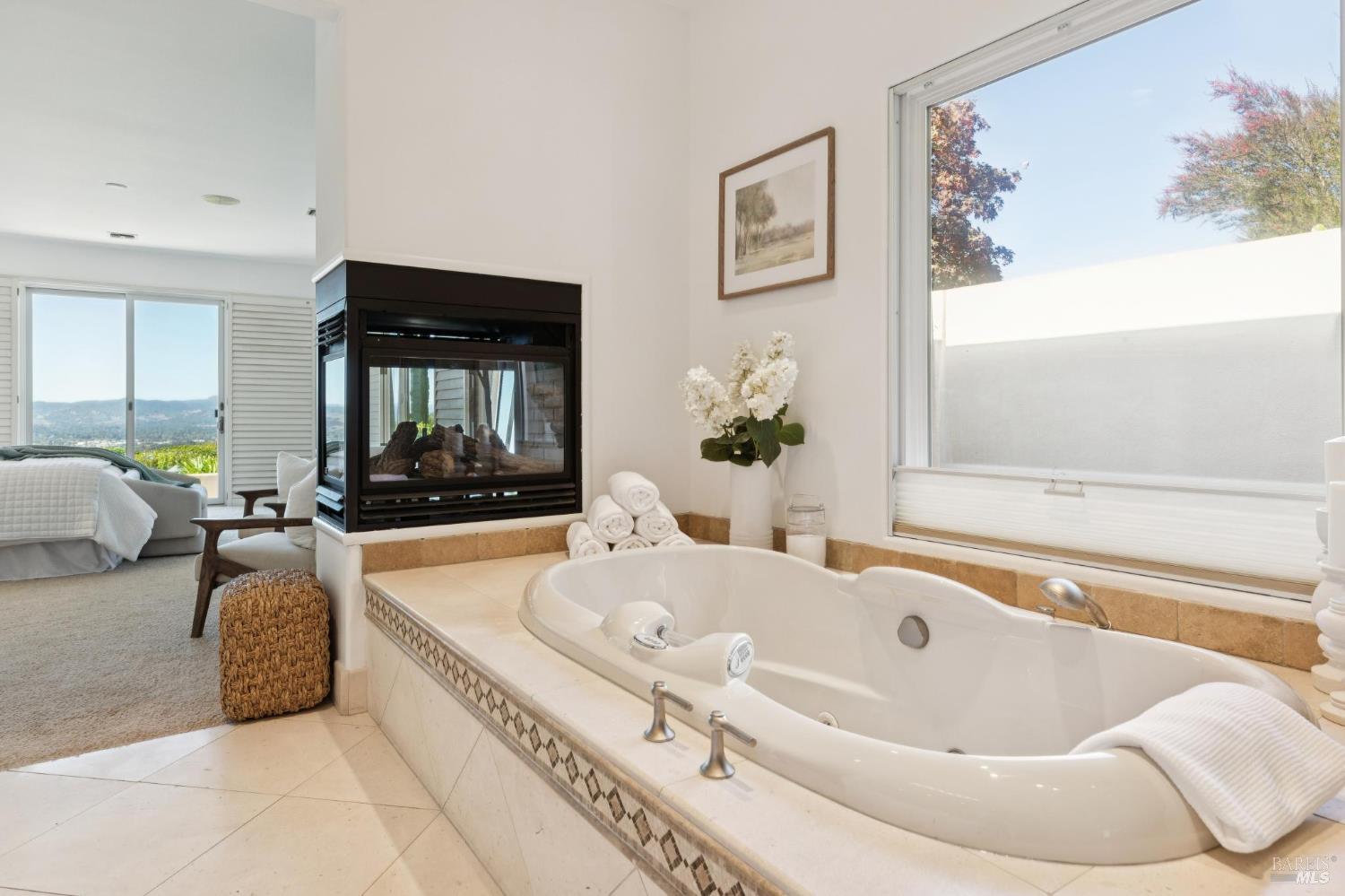 215 Kreuzer Lane Napa CA 94559