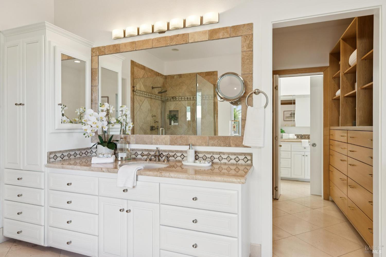 215 Kreuzer Lane Napa CA 94559
