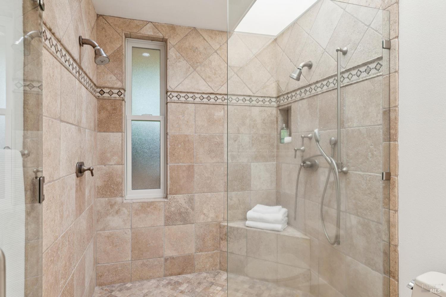 215 Kreuzer Lane Napa CA 94559
