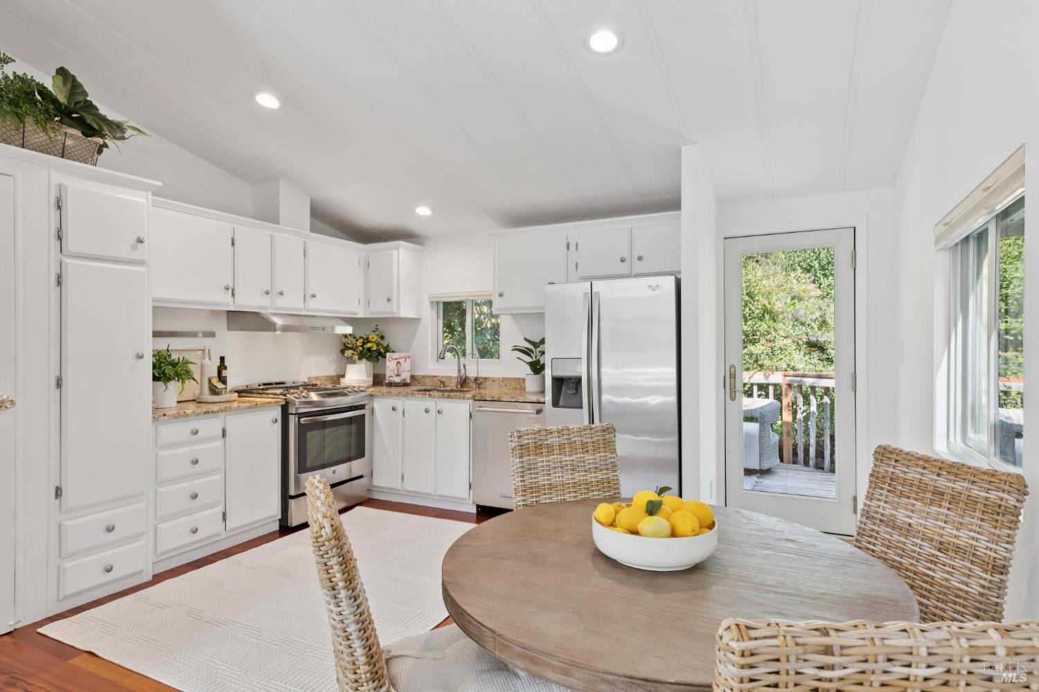 215 Kreuzer Lane Napa CA 94559