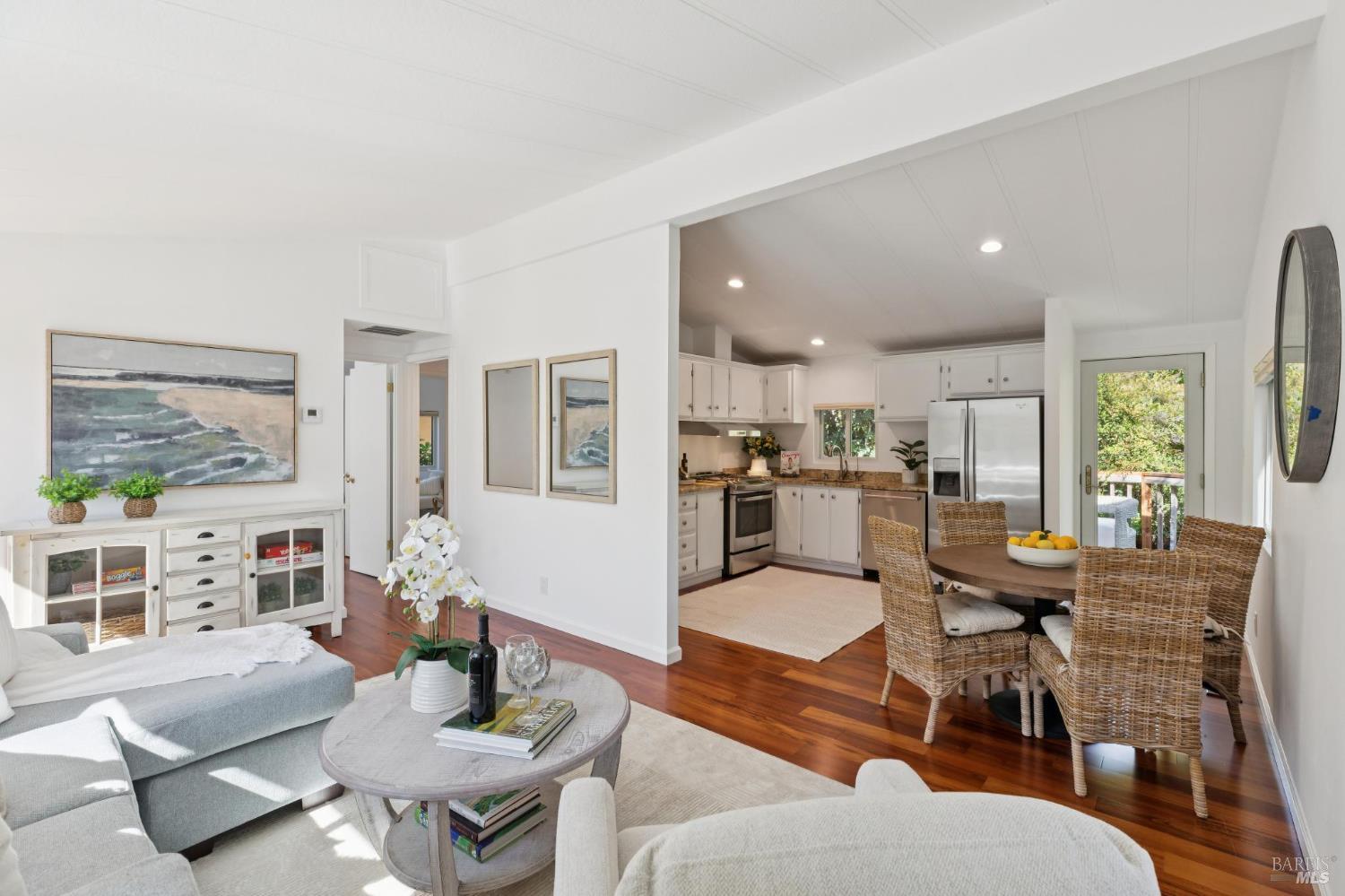 215 Kreuzer Lane Napa CA 94559