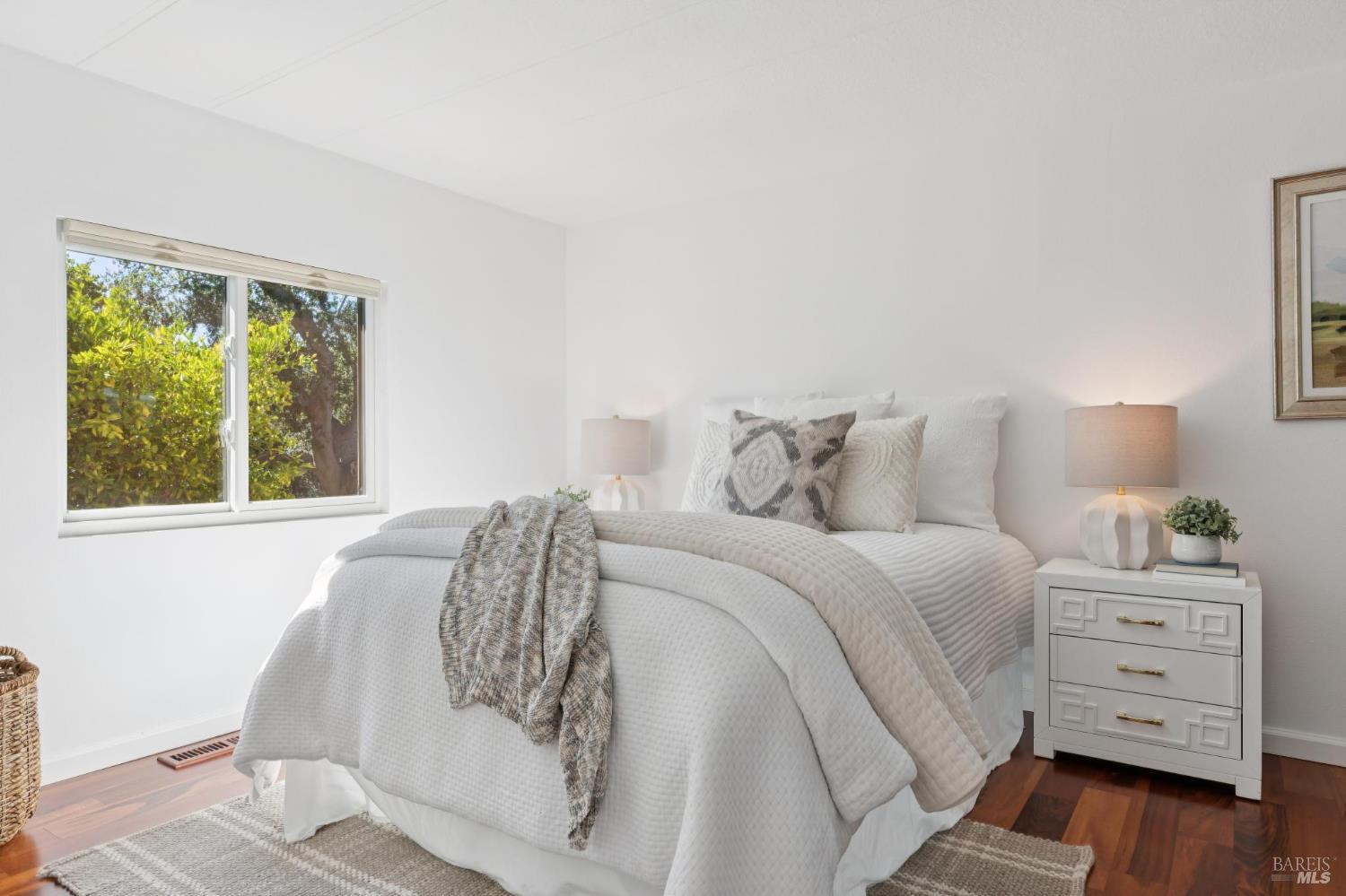 215 Kreuzer Lane Napa CA 94559