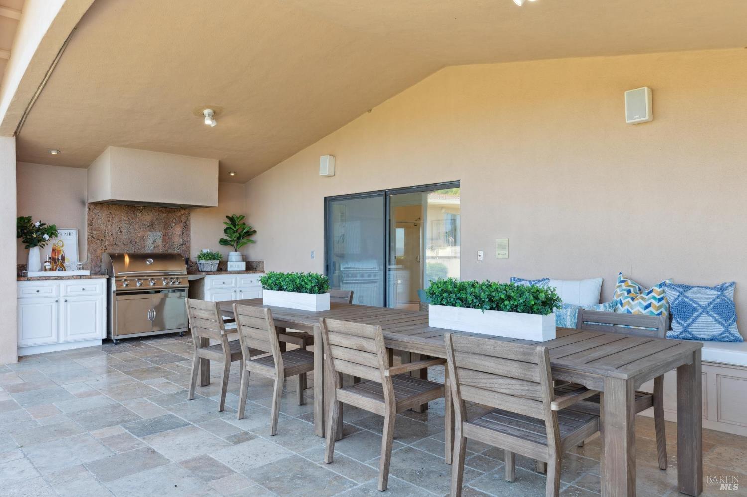 215 Kreuzer Lane Napa CA 94559