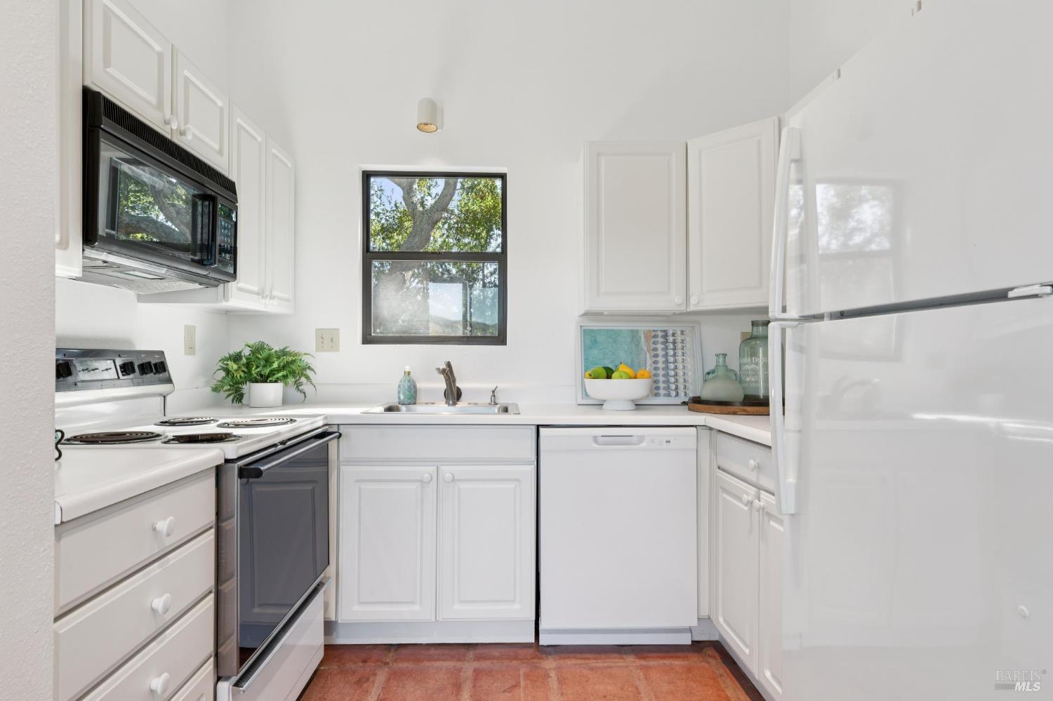 215 Kreuzer Lane Napa CA 94559