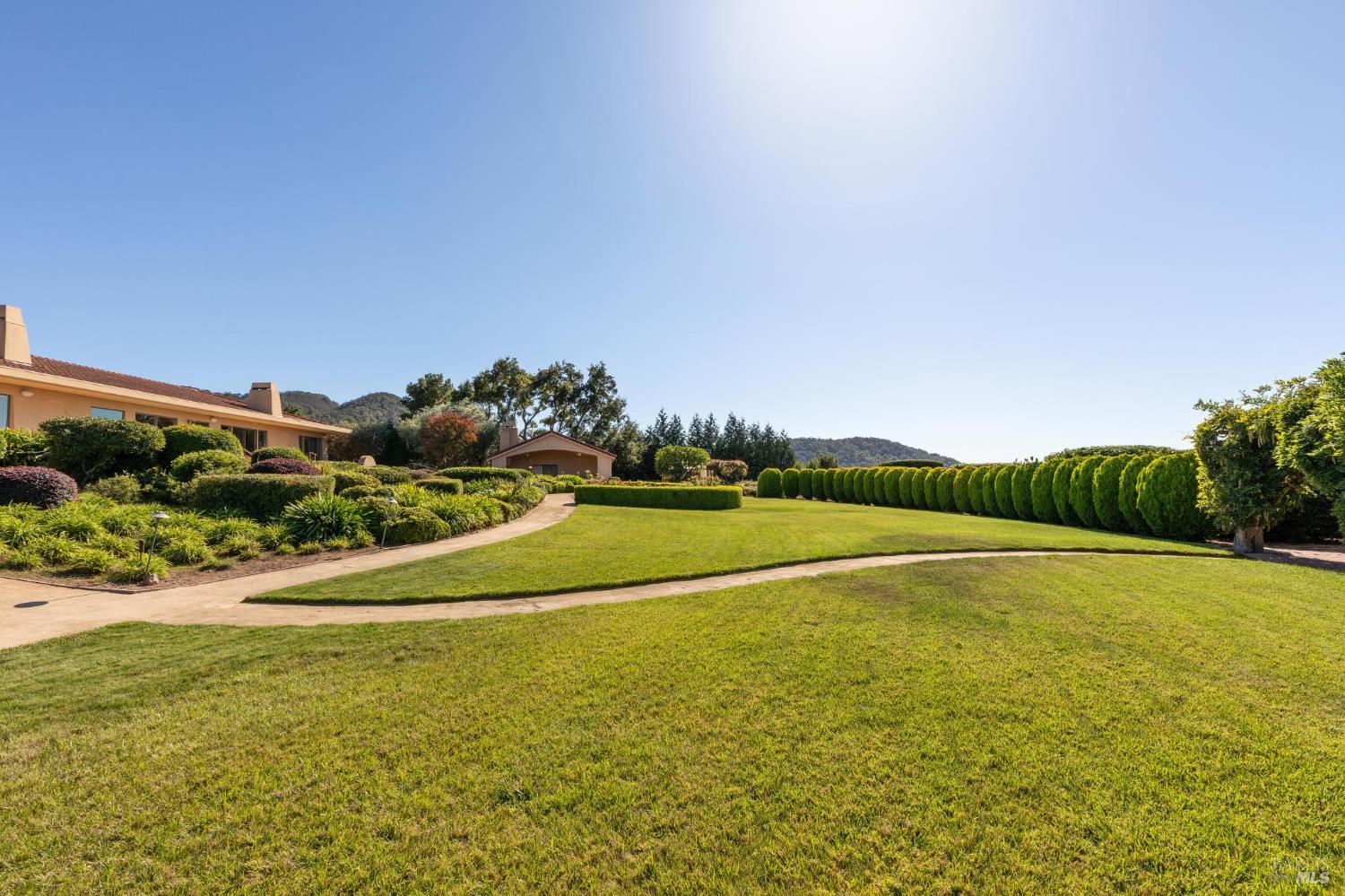 215 Kreuzer Lane Napa CA 94559