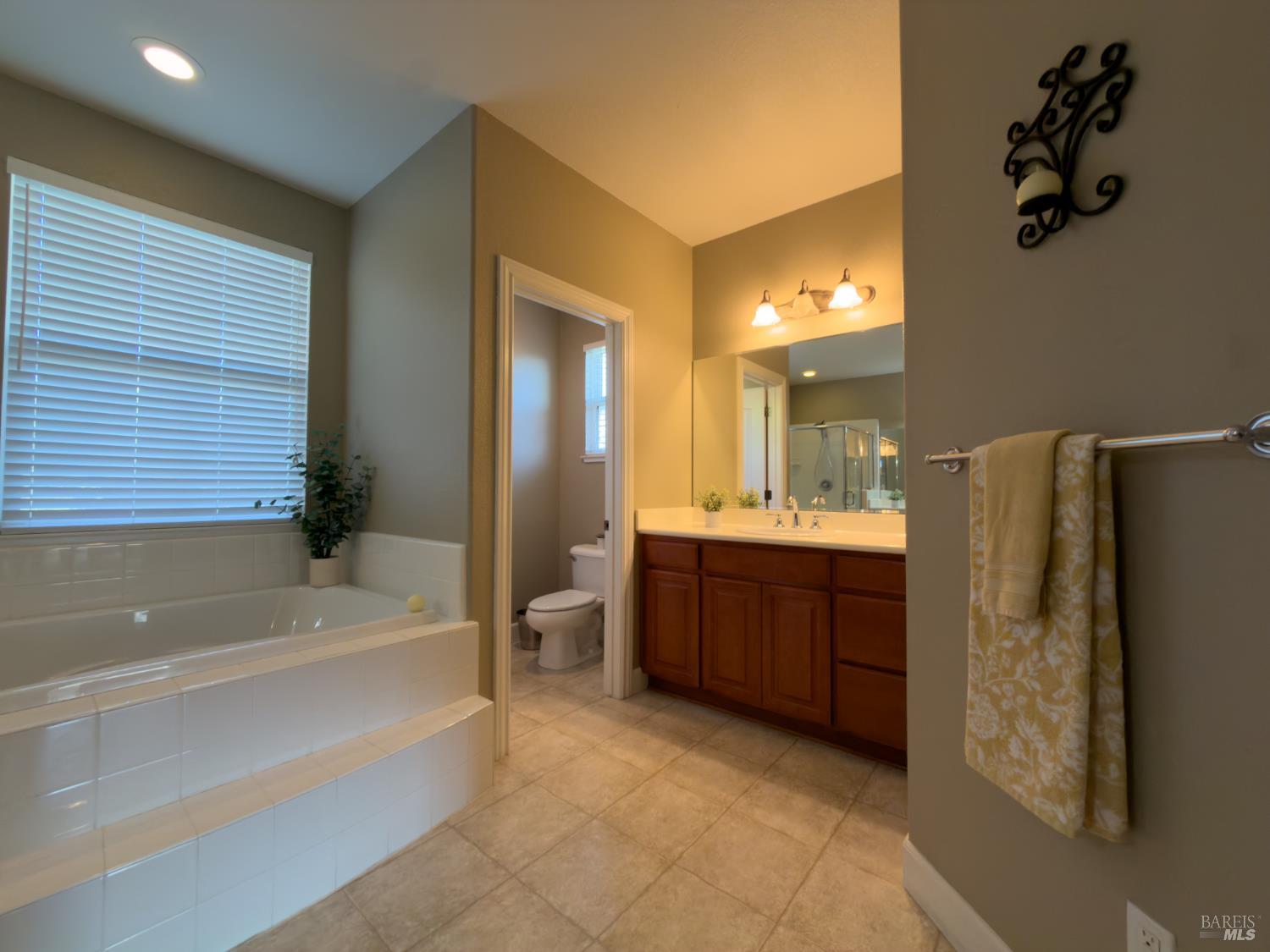 747 Overture Lane Fairfield CA 94534
