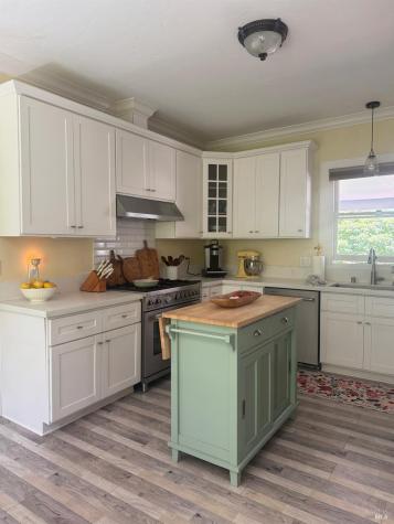 4743 Montgomery Drive Santa Rosa CA 95409