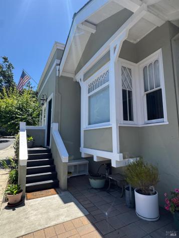 4743 Montgomery Drive Santa Rosa CA 95409