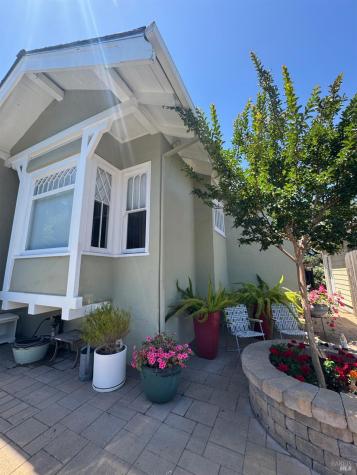 4743 Montgomery Drive Santa Rosa CA 95409
