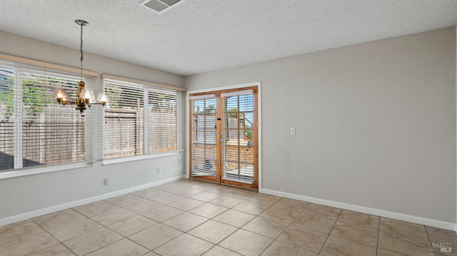 91 Banbury Way Benicia CA 94510