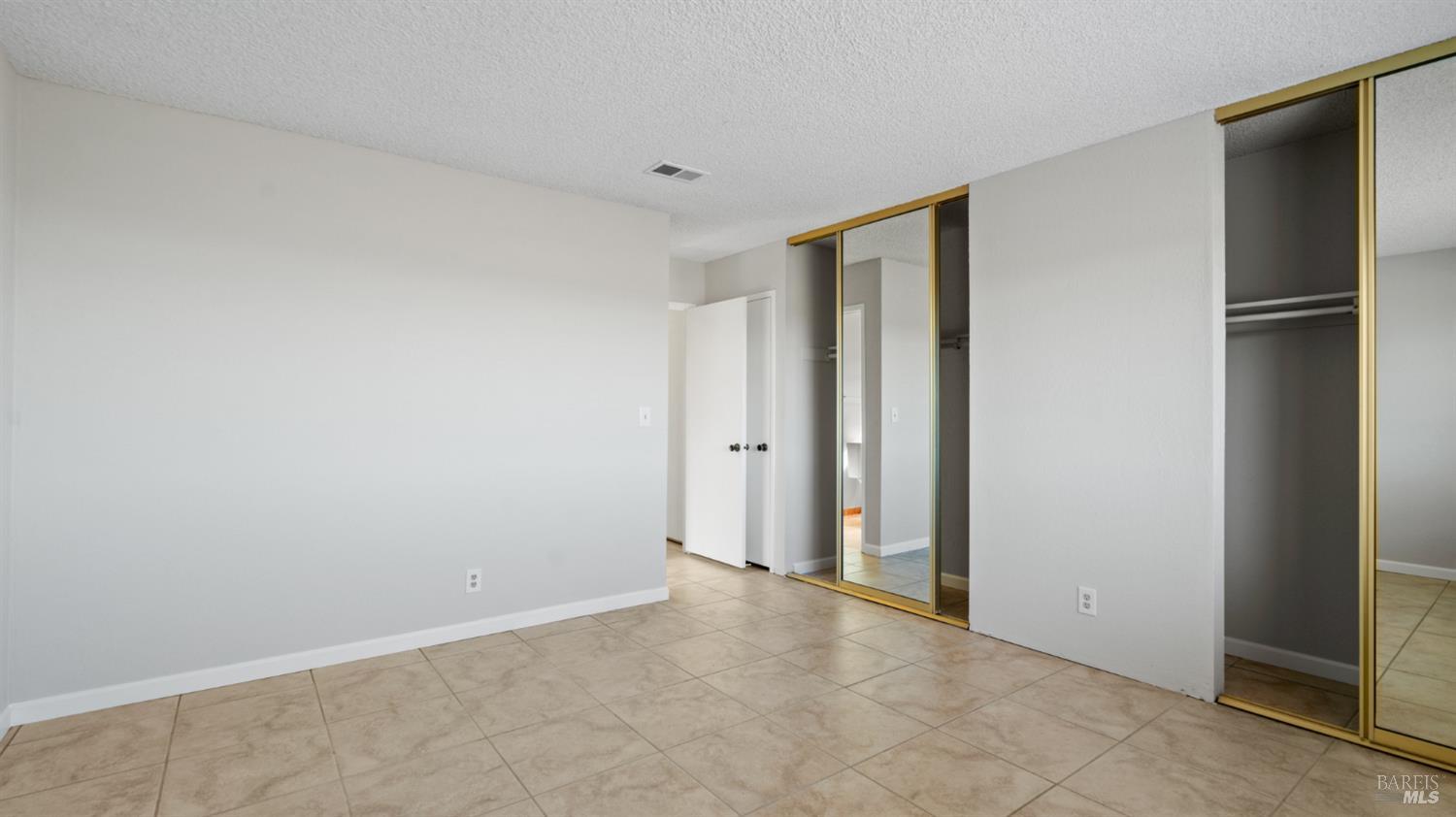 91 Banbury Way Benicia CA 94510