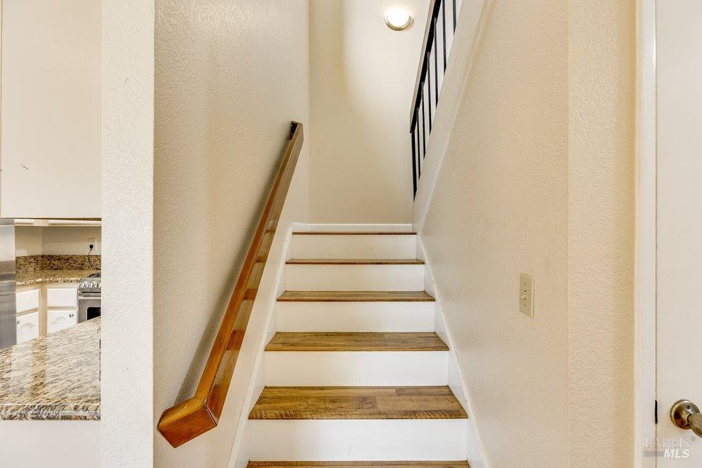 1182 Hartford Place Fairfield CA 94534