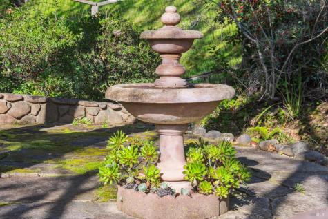 11 Badger Court Novato CA 94949