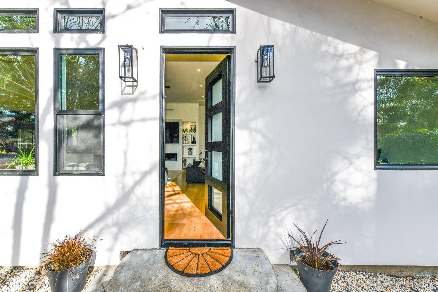 2470 W Pueblo Avenue Napa CA 94558