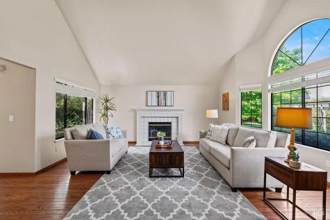 8280 Oakmont Drive Santa Rosa CA 95409