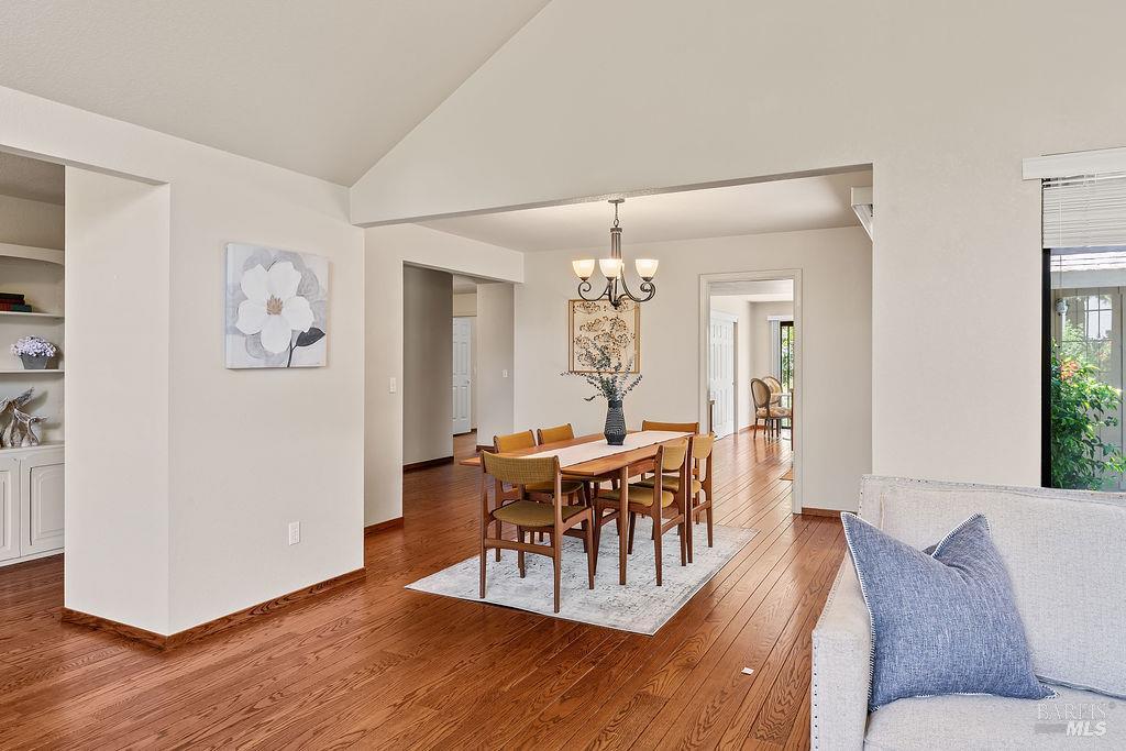 8280 Oakmont Drive Santa Rosa CA 95409