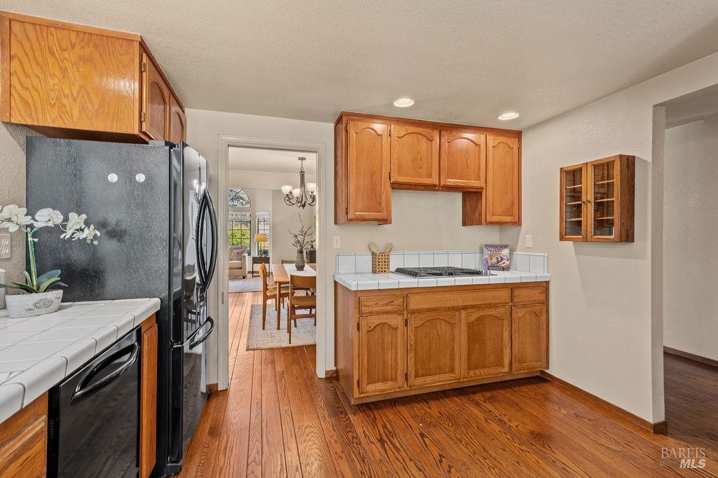8280 Oakmont Drive Santa Rosa CA 95409