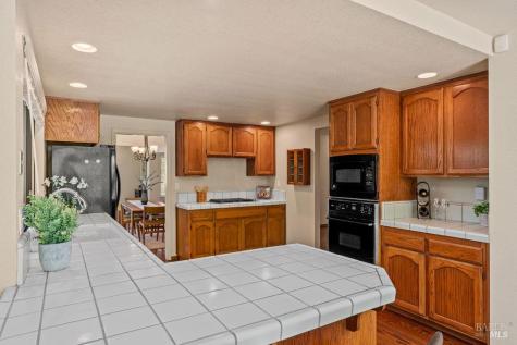 8280 Oakmont Drive Santa Rosa CA 95409