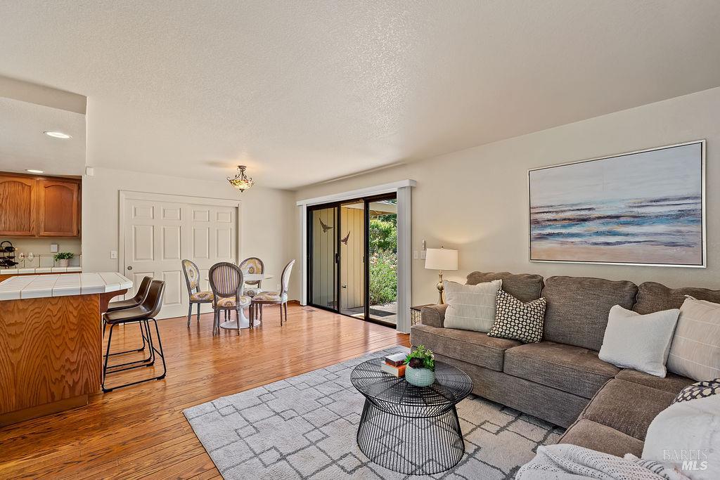 8280 Oakmont Drive Santa Rosa CA 95409