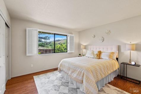 8280 Oakmont Drive Santa Rosa CA 95409