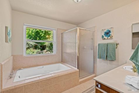 8280 Oakmont Drive Santa Rosa CA 95409