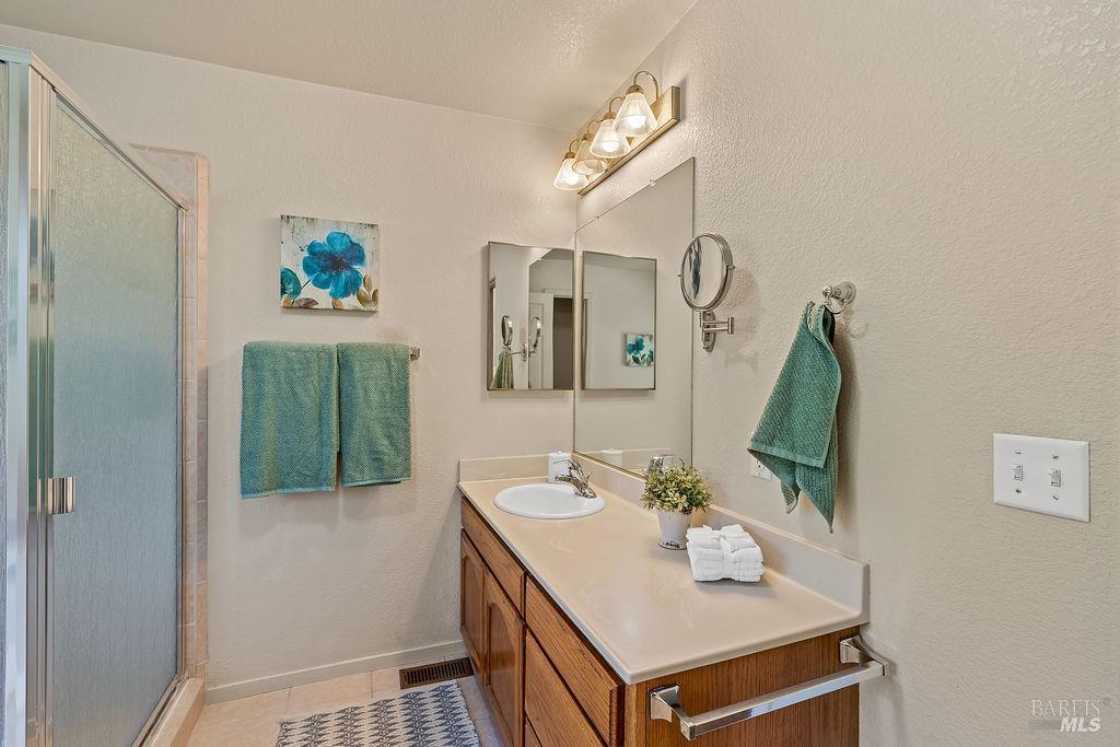 8280 Oakmont Drive Santa Rosa CA 95409