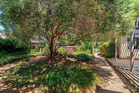 8280 Oakmont Drive Santa Rosa CA 95409