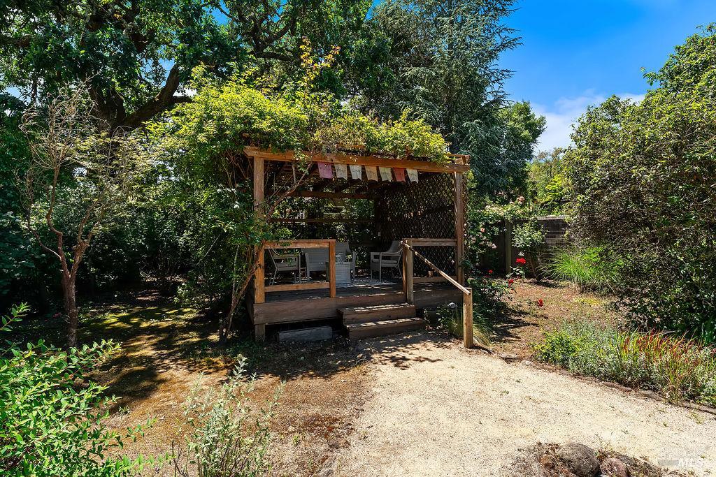 8280 Oakmont Drive Santa Rosa CA 95409