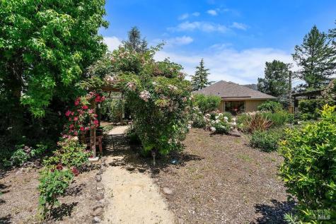 8280 Oakmont Drive Santa Rosa CA 95409