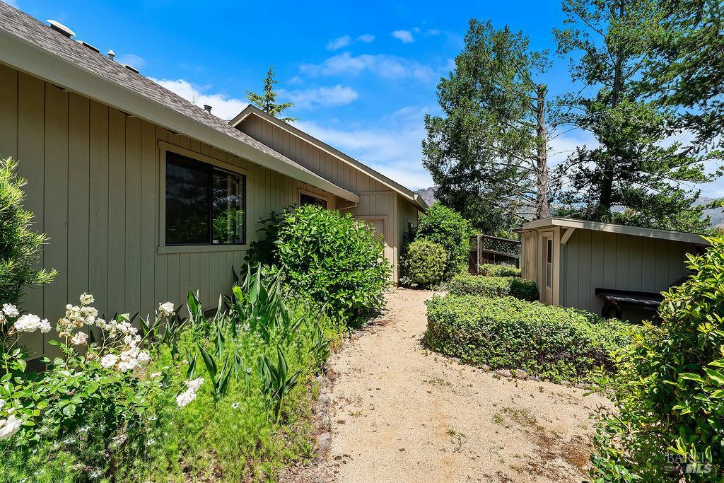 8280 Oakmont Drive Santa Rosa CA 95409