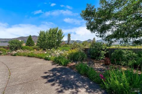 8280 Oakmont Drive Santa Rosa CA 95409