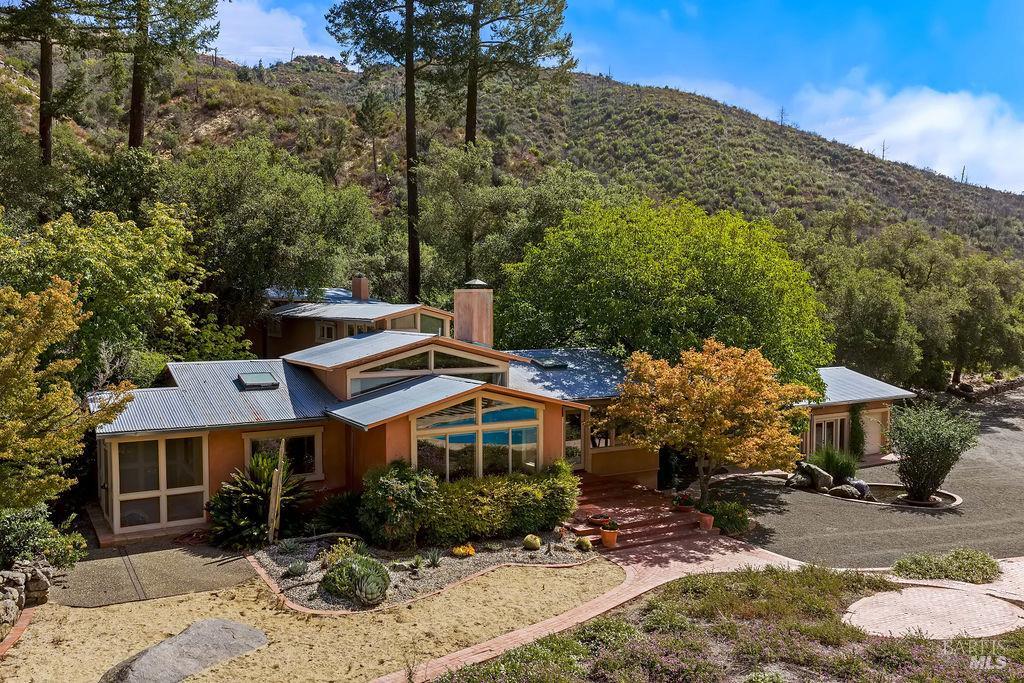 321 Dutch Henry Canyon Road Calistoga CA 94515