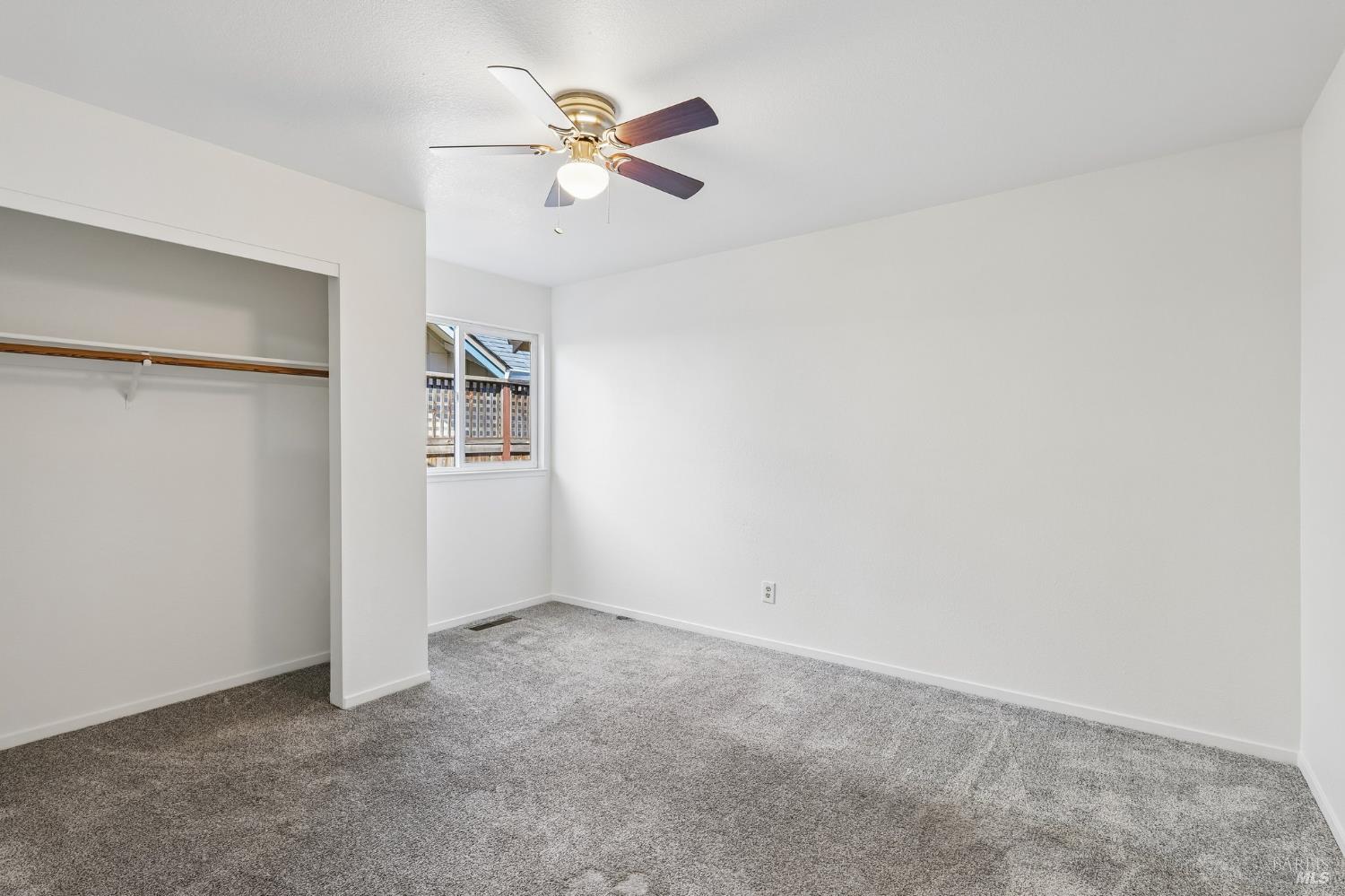 1443 Dandelion Way Petaluma CA 94954