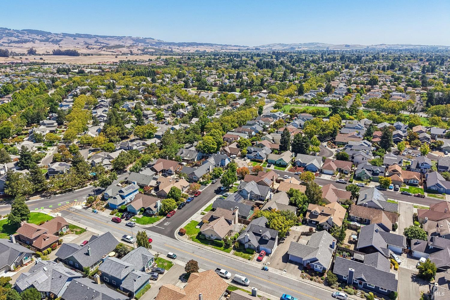 1443 Dandelion Way Petaluma CA 94954