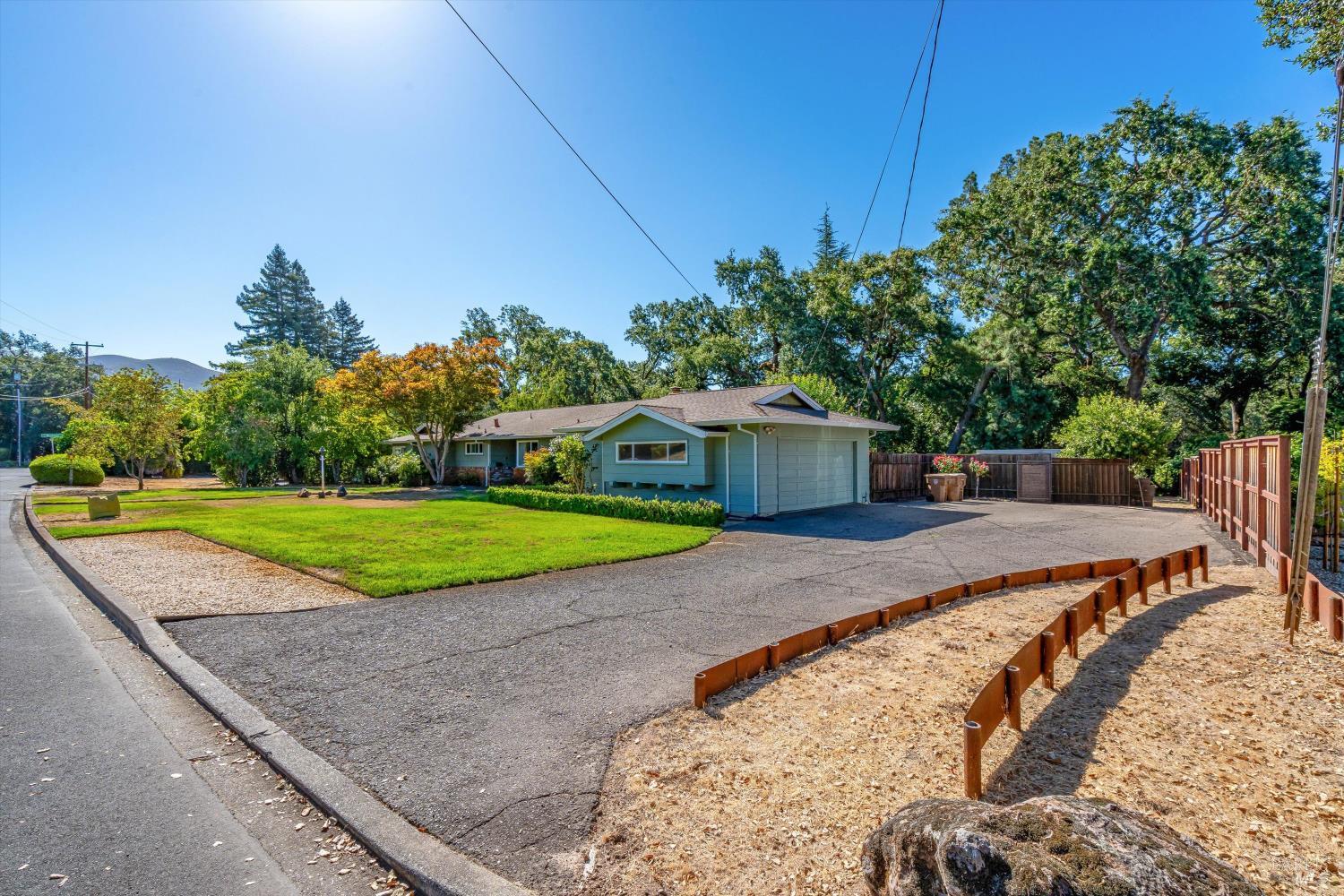 1240 Arroyo Sarco Way Napa CA 94558