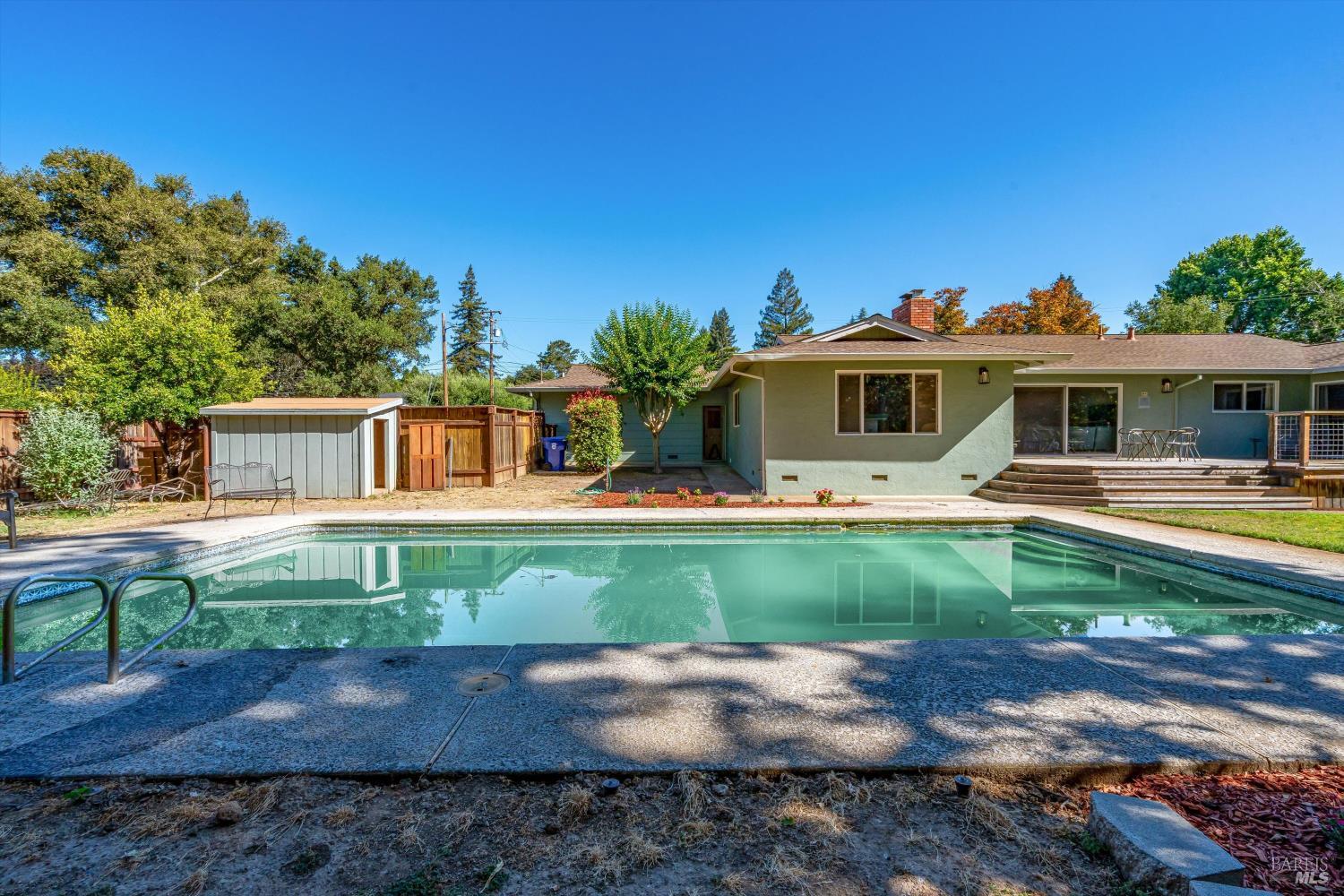 1240 Arroyo Sarco Way Napa CA 94558