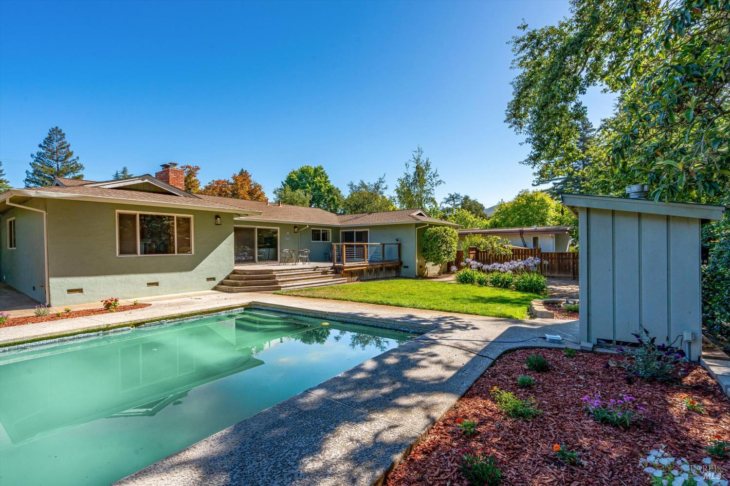 1240 Arroyo Sarco Way Napa CA 94558