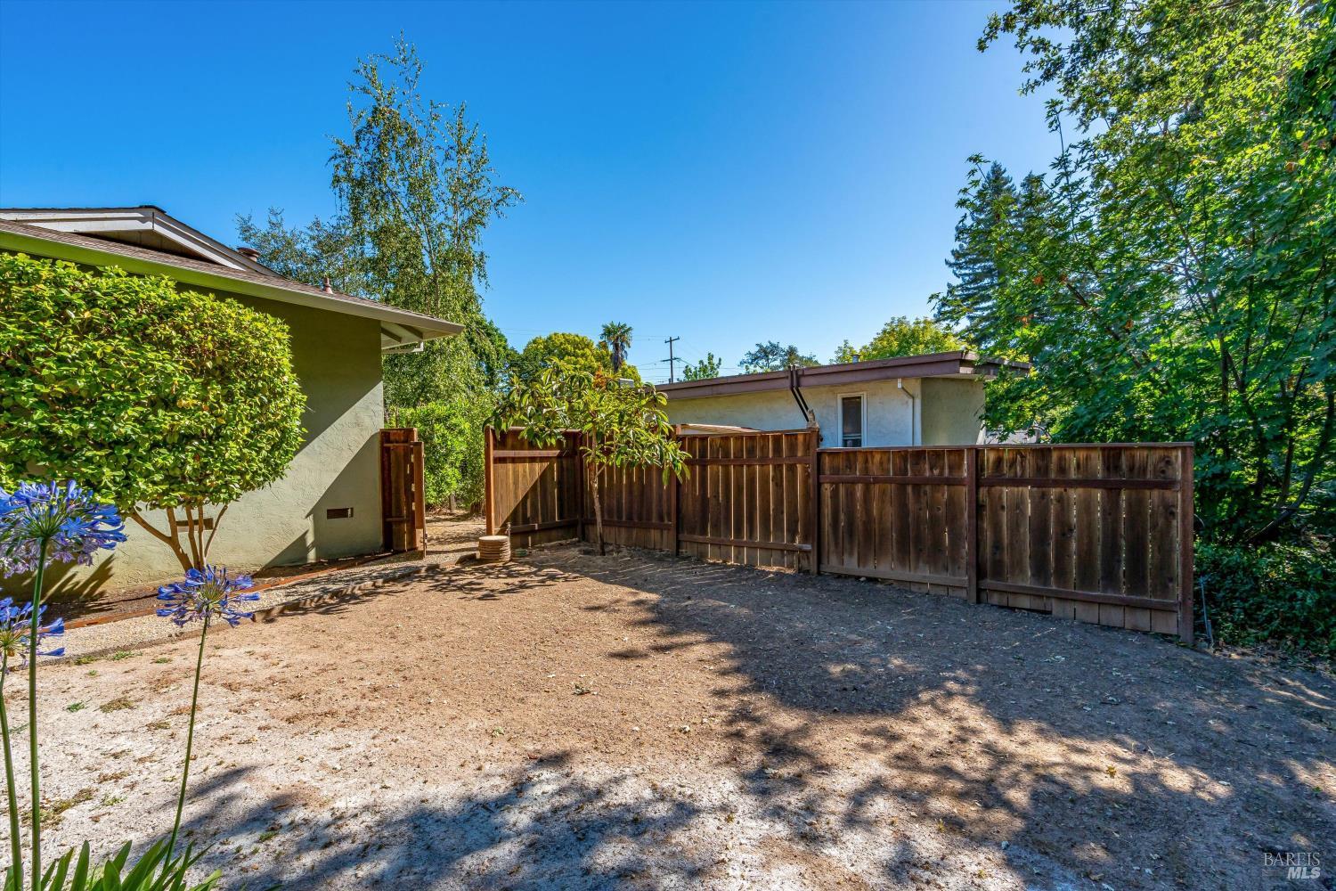 1240 Arroyo Sarco Way Napa CA 94558